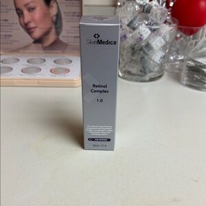 SkinMedica Retinol Complex 1.0 - Elegant Gray